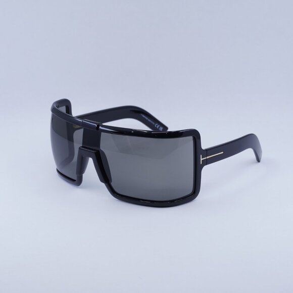 Tom Ford Parker FT1118 01A Sunglasses Black Shield Frame, Smoke Lenses main image 5